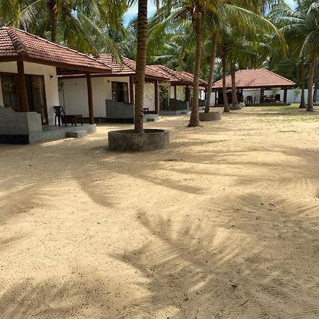 Sea Sand Resort Калпития Экстерьер фото